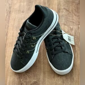 NWT Adidas Daily 3.0 'Carbon Camo M7 NEW in box